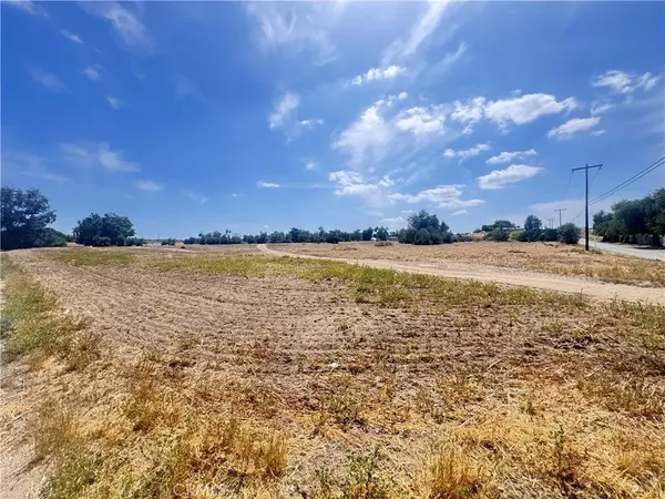 595 W 11th, Perris, CA 92570