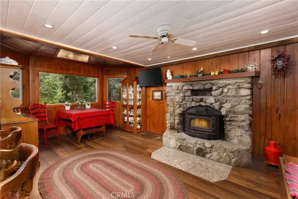 Forest Falls, CA 92339,9091 Mountain View Drive