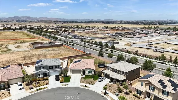 Perris, CA 92570,402 Appleton Way