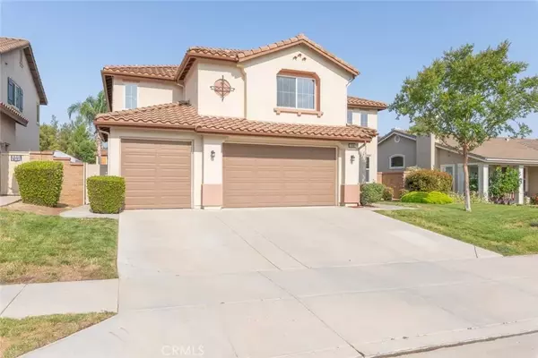 Lake Elsinore, CA 92532,32367 Whispering Willow Drive
