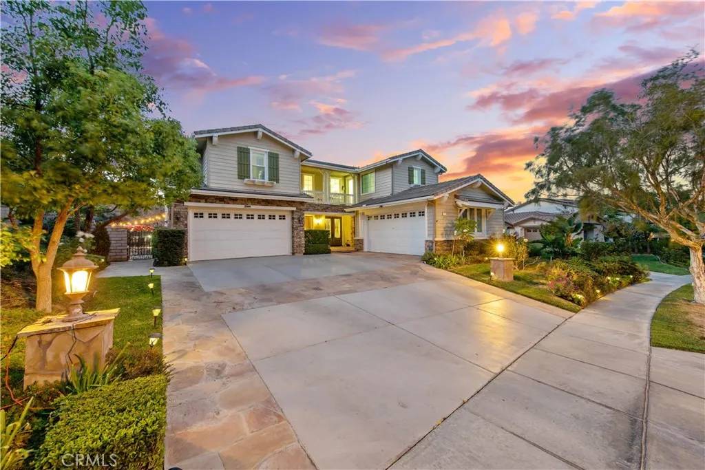 2514 Bulrush Circle, Corona, CA 92882
