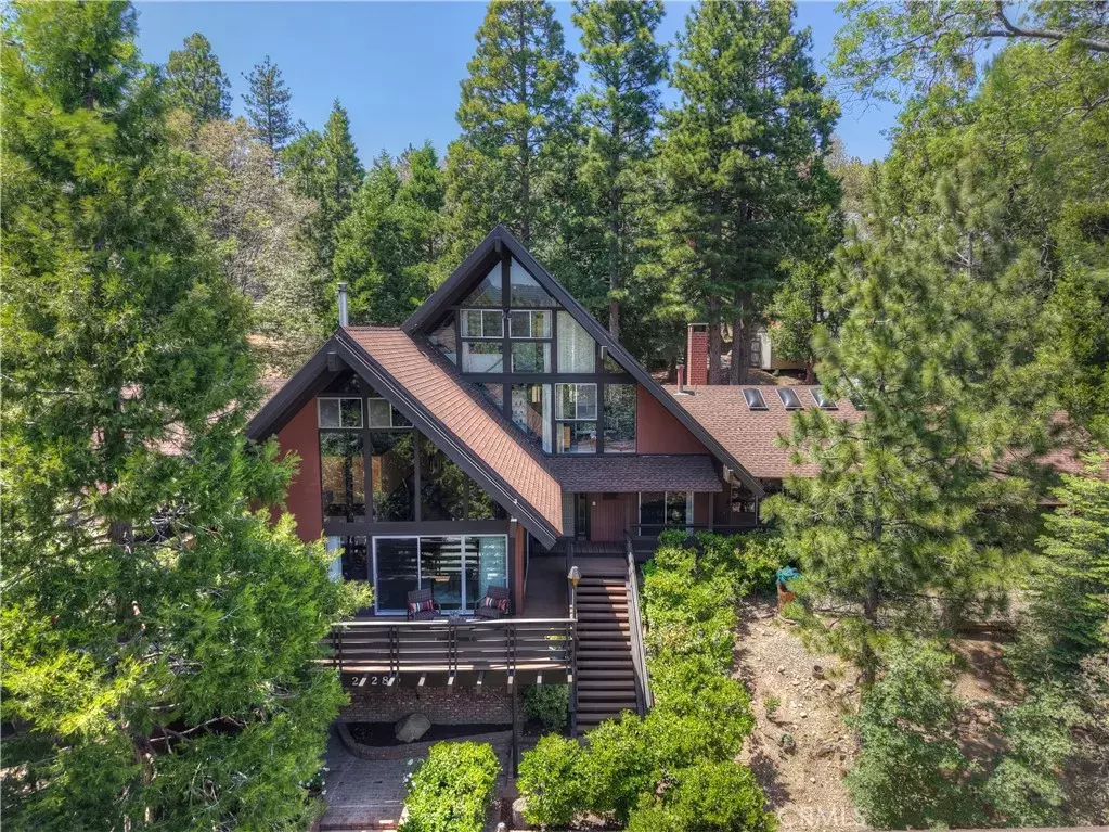 Lake Arrowhead, CA 92352,27280 Peninsula Drive