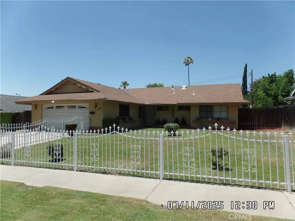 1676 Dumbarton Avenue, San Bernardino, CA 92404