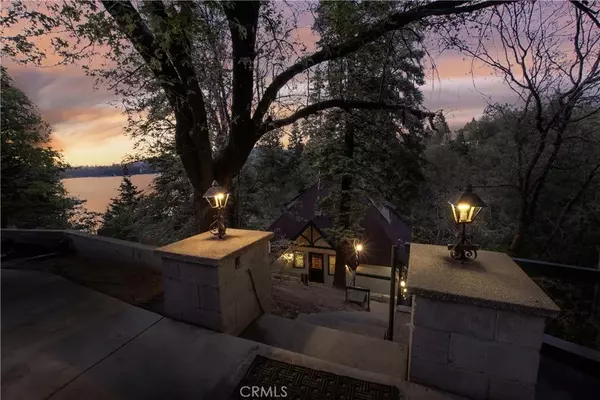 362 Ca-173, Lake Arrowhead, CA 92352