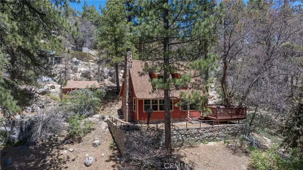 352 Big Bear Trail, Fawnskin, CA 92333