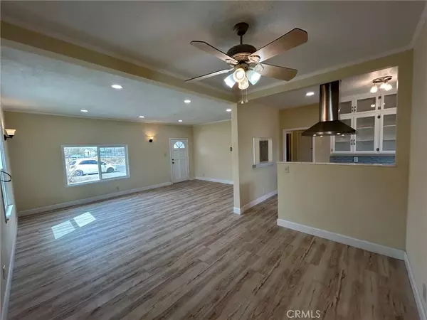 Trona, CA 93562,13407 Holly Street