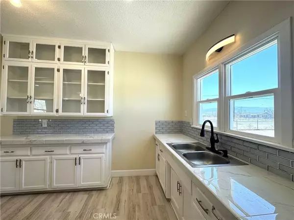 Trona, CA 93562,13407 Holly Street