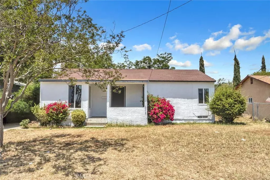 Banning, CA 92220,1131 W Nicolet Street