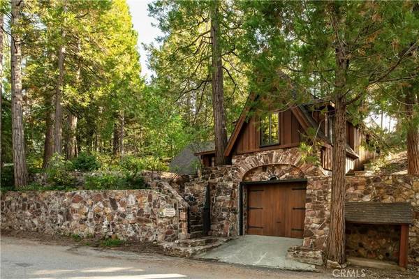 324 Summit Drive, Lake Arrowhead, CA 92352