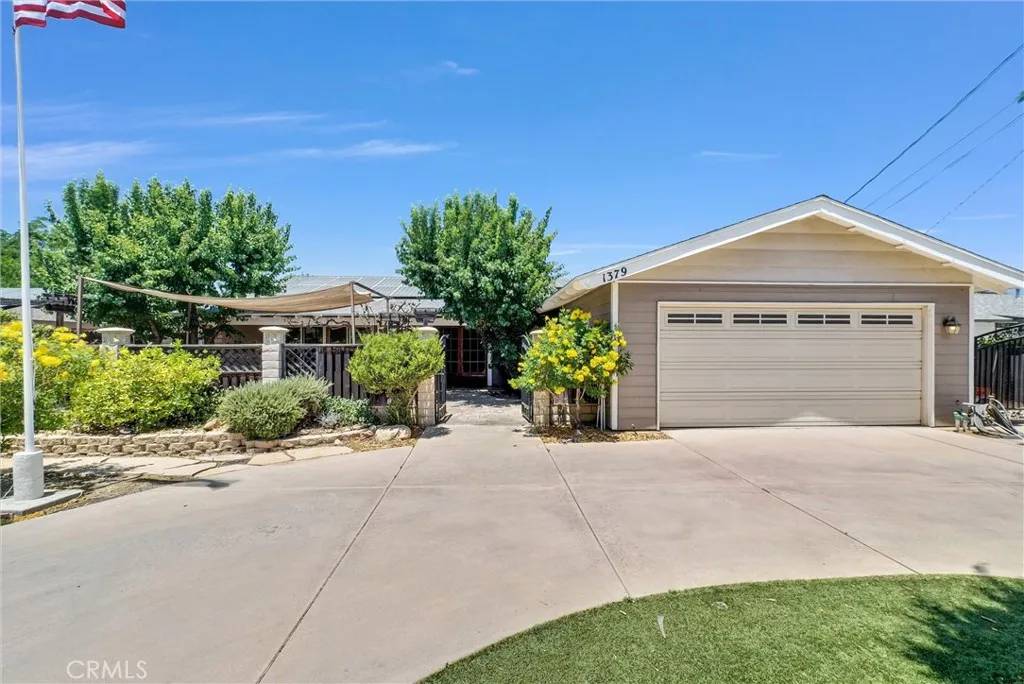 Norco, CA 92860,1379 5th Street