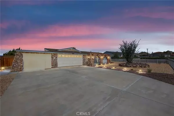 16048 Wintun Road, Apple Valley, CA 92307