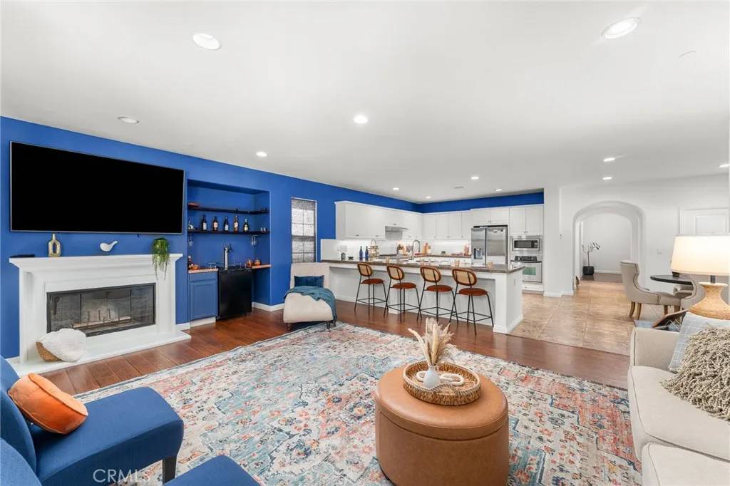 Ontario, CA 91761,3943 E Lindenwood Drive