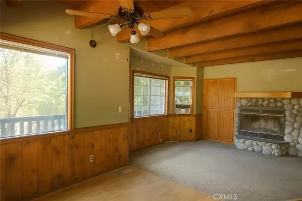 Crestline, CA 92325,23690 Hillside Drive