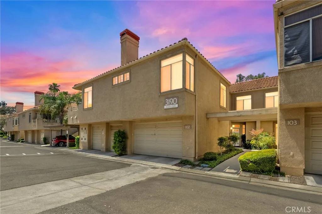 3190 Altura Court #102, Corona, CA 92882