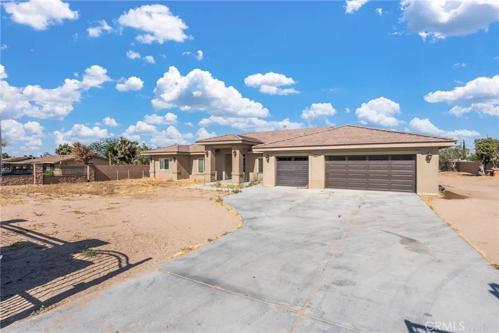 Hesperia, CA 92345,9121 6th Avenue