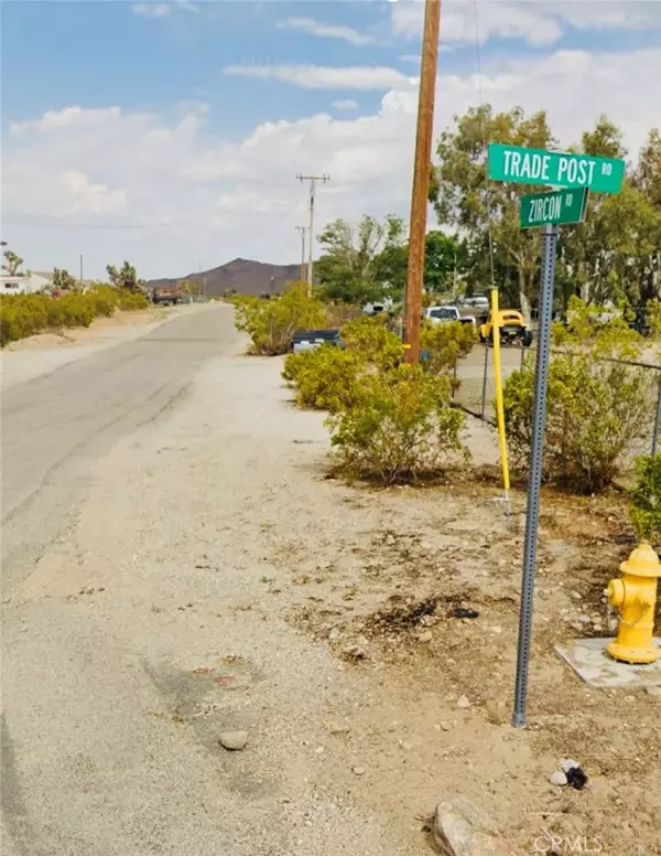Lucerne Valley, CA 92356,32042 Zircon
