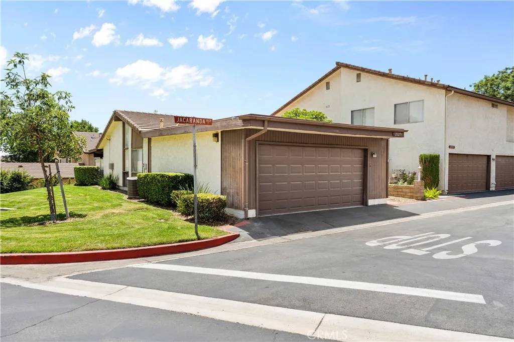 2127 Jacaranda Court, San Bernardino, CA 92404