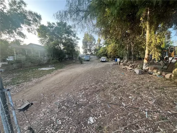 Perris, CA 92570,21580 Lane