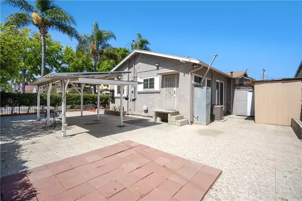 Inglewood, CA 90301,400 E Buckthorn Street