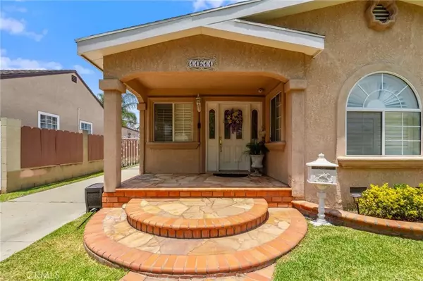 Downey, CA 90241,11611 Gurley Avenue