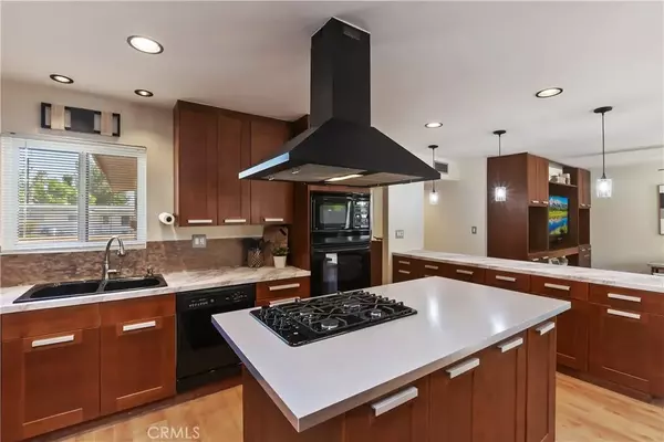 Palm Desert, CA 92260,74183 Aster Drive