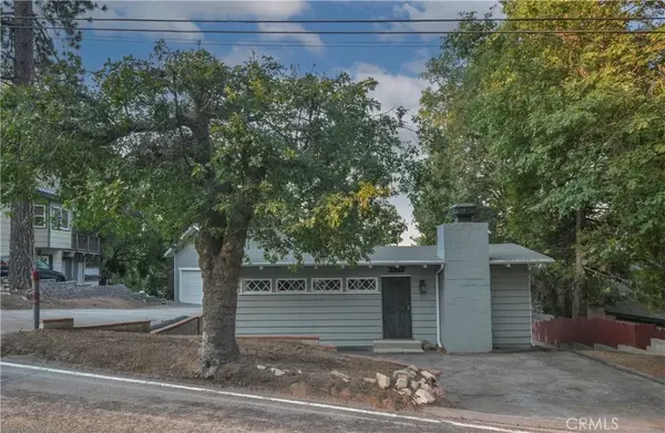 Running Springs, CA 92382,30607 Live Oak Drive