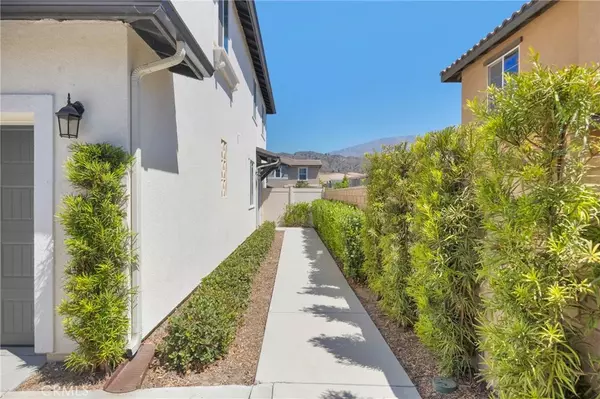 Santa Paula, CA 93060,389 Allen Drive