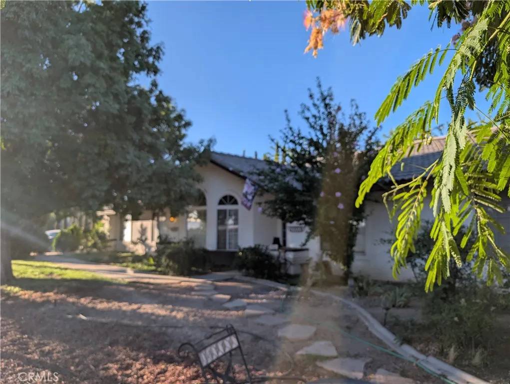 Hesperia, CA 92345,8323 Peach Avenue