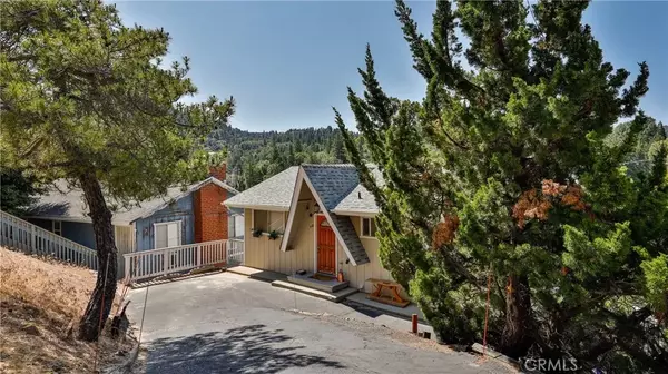 448 Delle Drive, Crestline, CA 92325