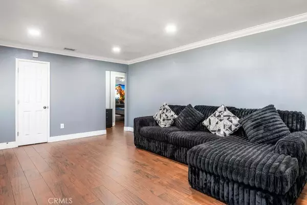 San Bernardino, CA 92407,4974 Acacia Avenue
