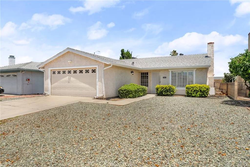 2231 El Rancho Circle, Hemet, CA 92545