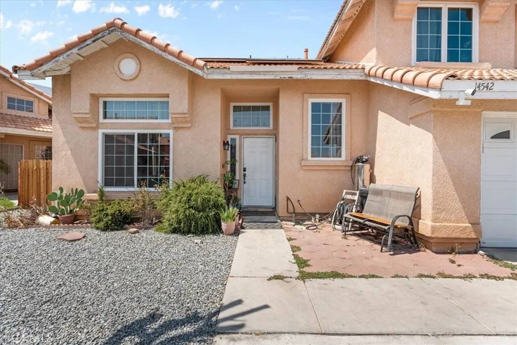 Victorville, CA 92392,14542 Hackamore Road