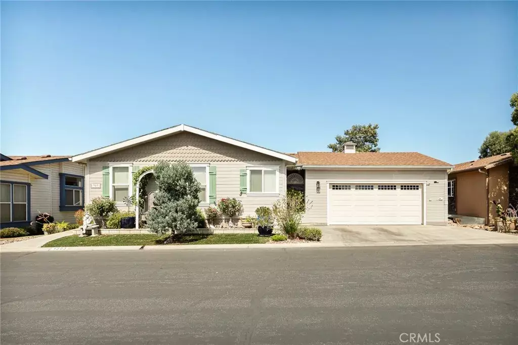 Calimesa, CA 92320,10961 Desert Lawn Dr #303