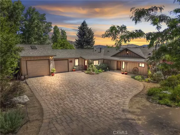 1015 E Fairway Boulevard, Big Bear City, CA 92314