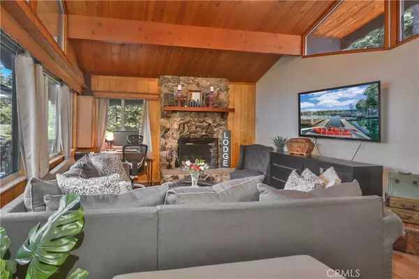 Crestline, CA 92325,1121 Chateau Drive