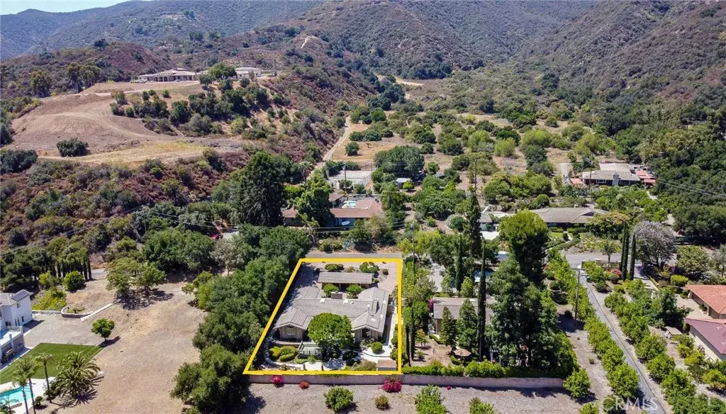 4308 Crown Ranch Road, Corona, CA 92881