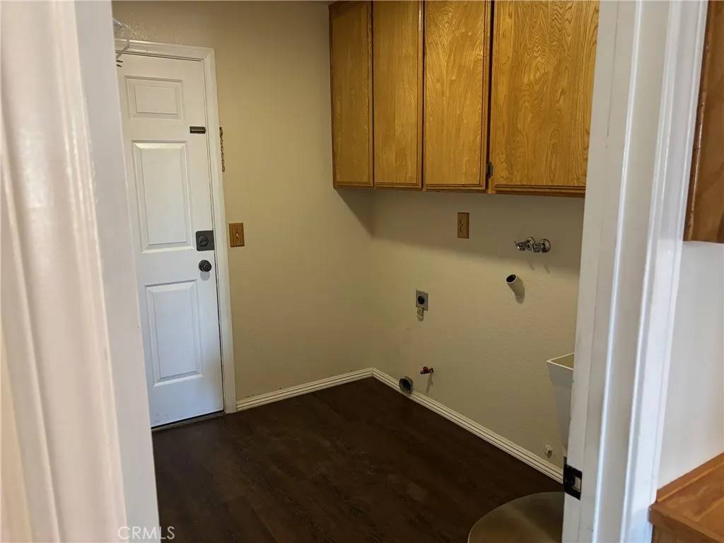 Hesperia, CA 92345,7886 Pismo Avenue