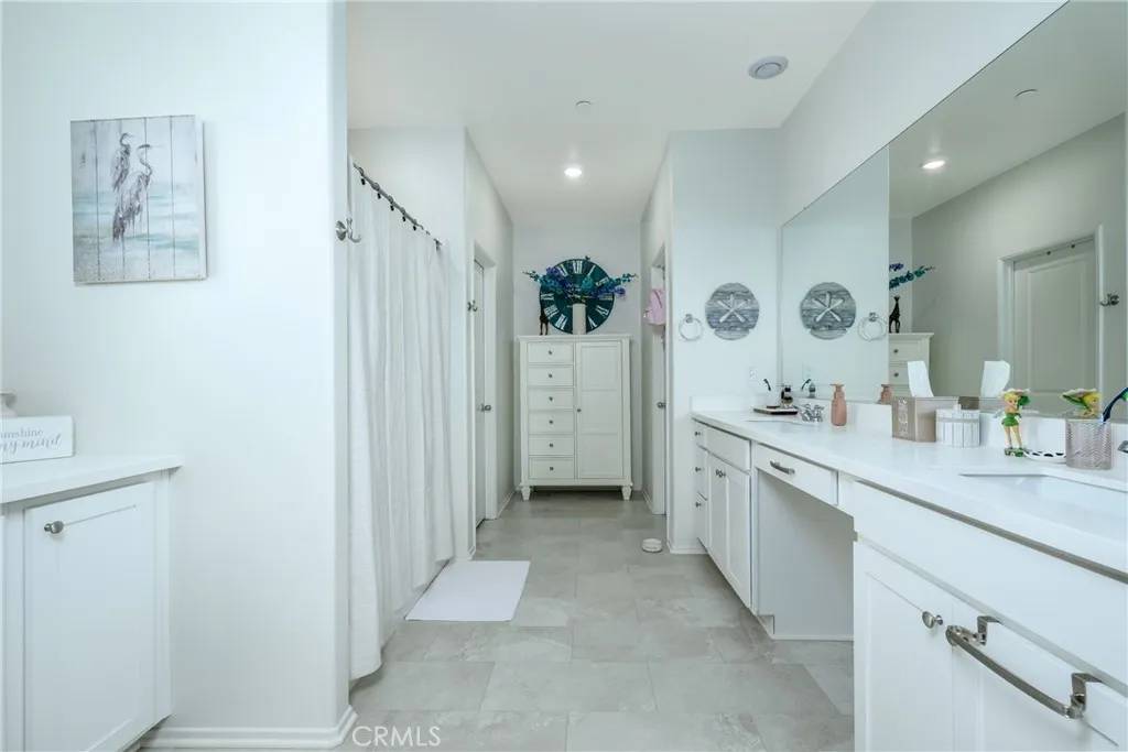 Menifee, CA 92584,30159 Honor Court