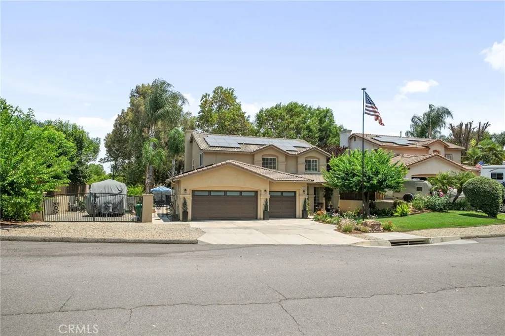 Corona, CA 92881,20188 Layton Street