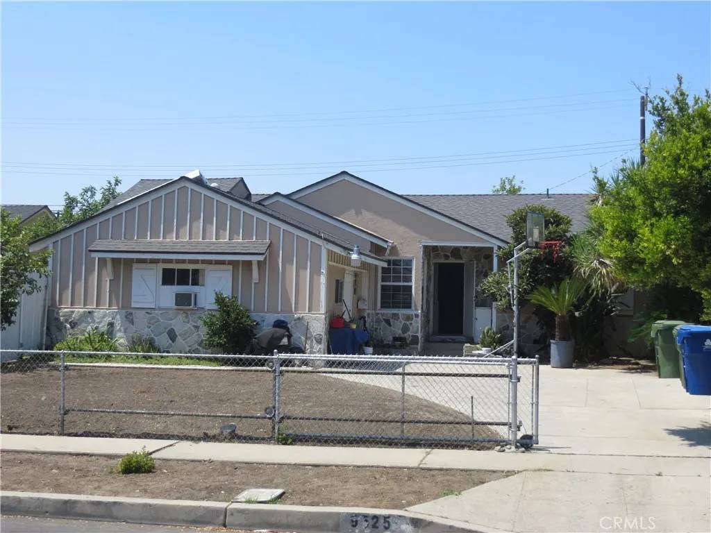9525 Stanwin Avenue, Arleta, CA 91331