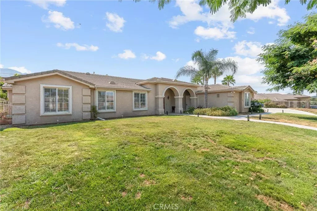 Yucaipa, CA 92399,10927 Deer Valley Road
