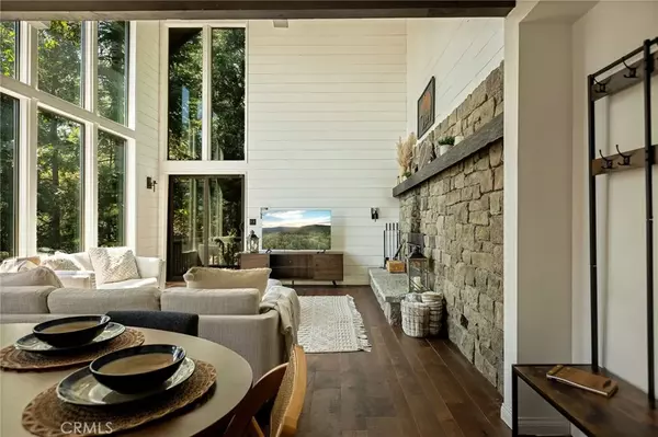 332 Grizzly Road, Lake Arrowhead, CA 92352