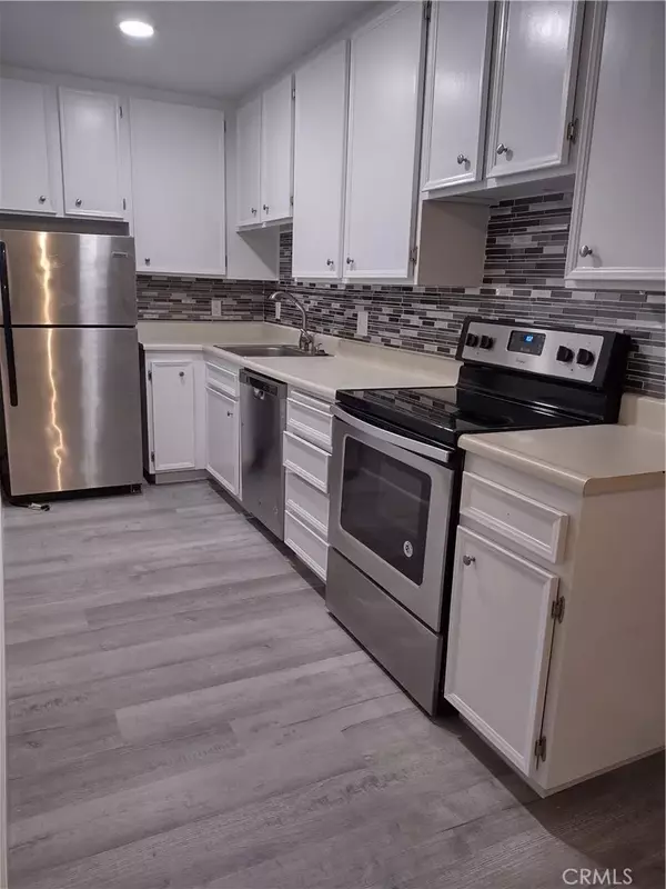 Palm Springs, CA 92262,2810 N Arcadia Court #202