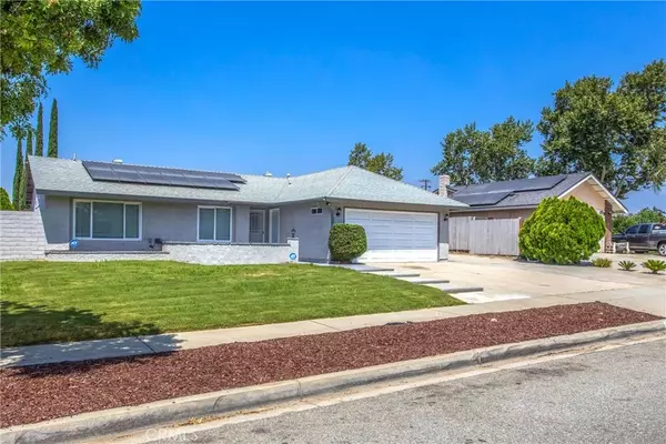 Fontana, CA 92336,7312 Palmetto Avenue