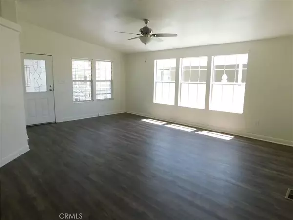 Murrieta, CA 92563,26311 JACKSON #31