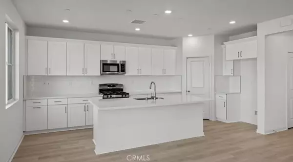 Riverside, CA 92508,19041 Laurelhurst Avenue