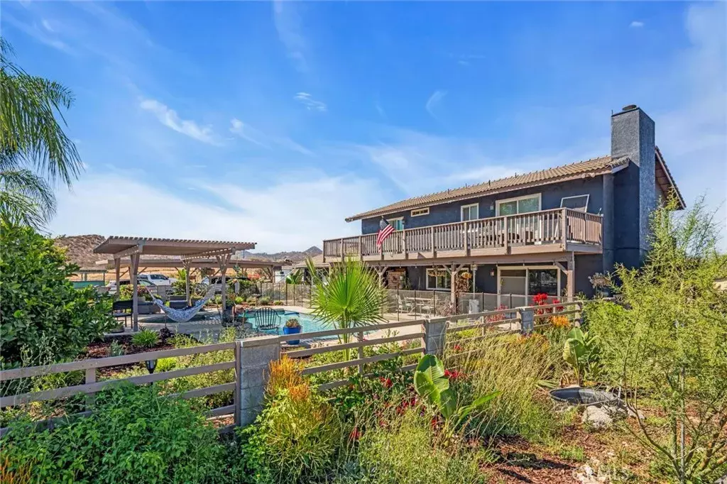 Riverside, CA 92504,18923 Crop Road