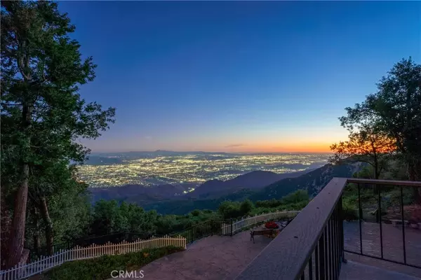 Rimforest, CA 92378,26419 Apache Trail
