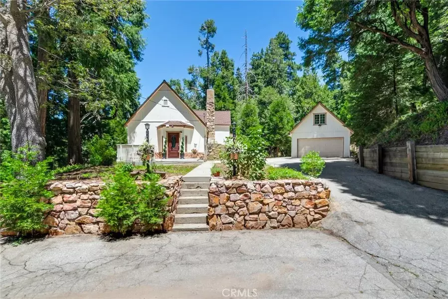 901 Ca-173, Lake Arrowhead, CA 92352