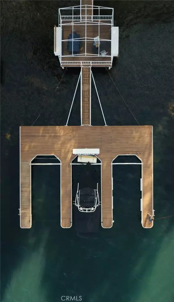 Lake Arrowhead, CA 92352,27592 W Shore Road